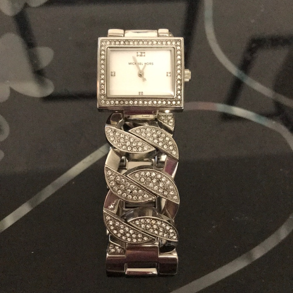 MK watch